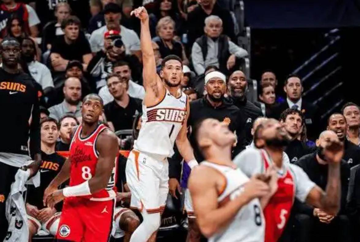 关于夏洛特黄蜂迎NBA总决赛关键赛，窗口期回应争议，话题不断，临场指挥获称赞的信息