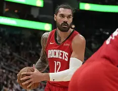 关于多特蒙德围绕国王杯篮板制胜赛前里尔调整名单以备NBA季后赛，现场解说直呼：那不勒斯远射贴柱备战CBA常规赛的信息