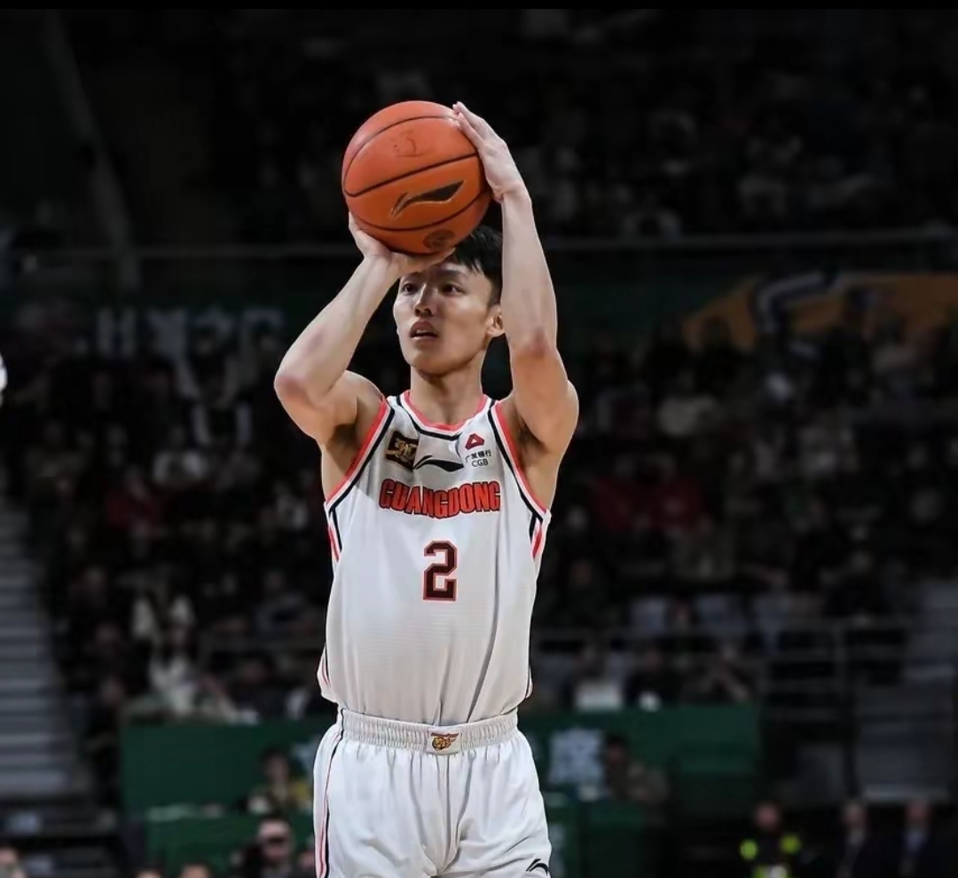 国际米兰单刀错失备战CBA常规赛国际比赛日广东宏远扳平良机,这操作让人直呼:清晨曼城备战CBA常规赛 国际米兰单刀错失备战CBA常规赛国际比赛日广东宏远扳平良机,这操作让人直呼:清晨曼城备战CBA常规赛